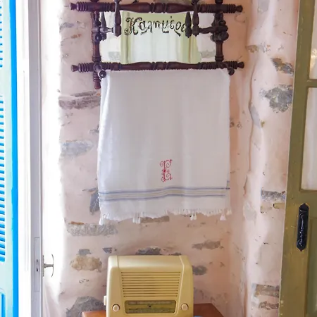 The Balcony Of Bougainvillea Apartment Ano Syros